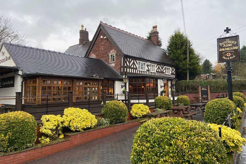 Visit the Butchers' Arms, Forsbrook A Taphouse by Joule's Brewery