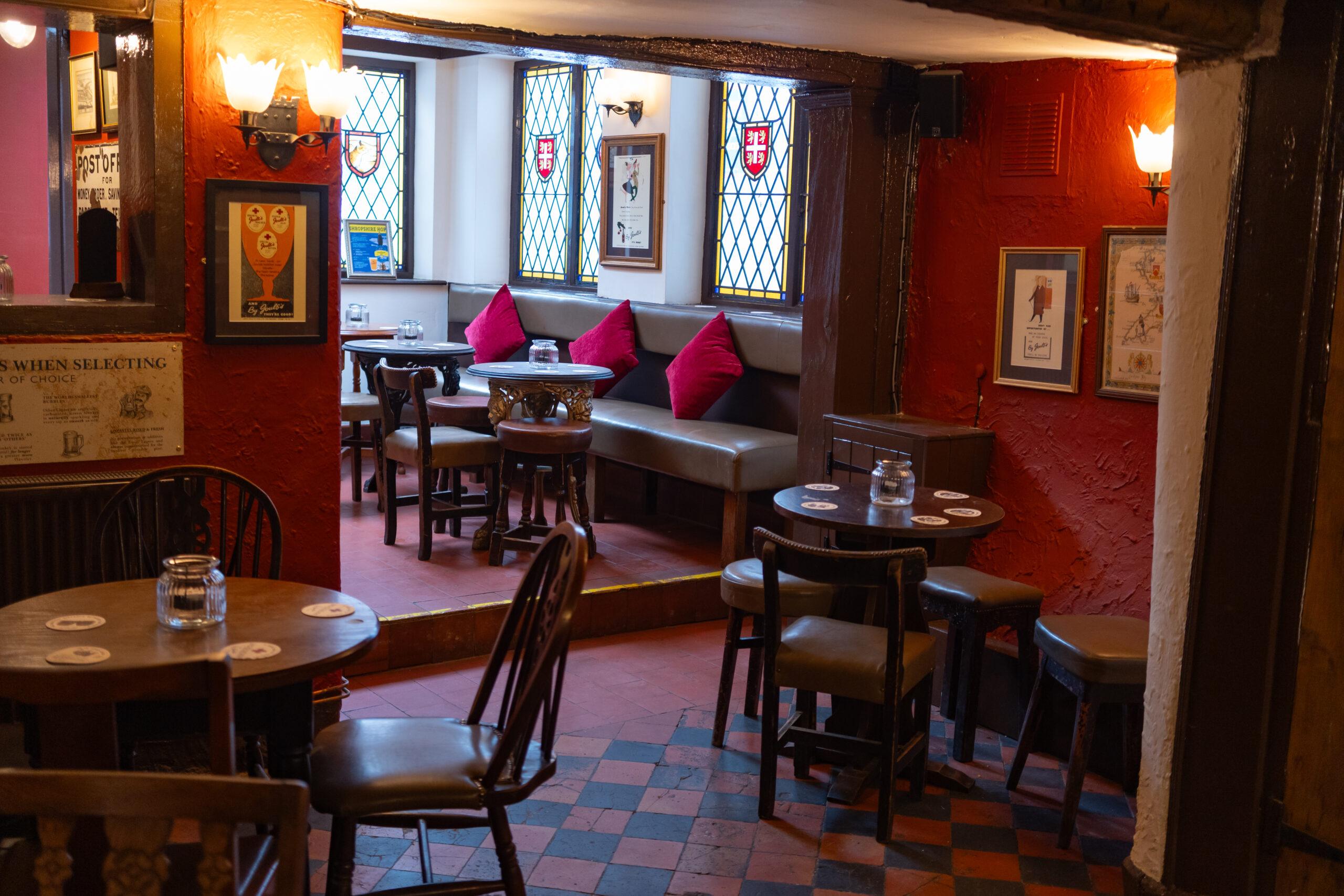 Fox Inn-033